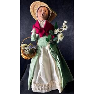 Byers Choice Williamsburg Lady with Flowers and Flower Basket Signed Made 2006
